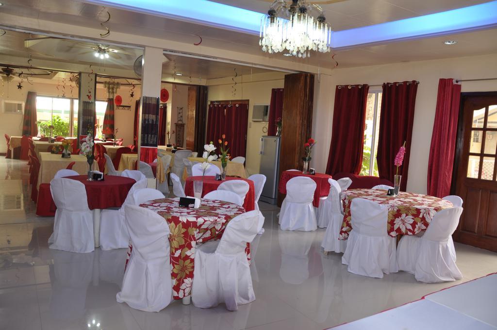 D'Lucky Garden Inn & Suites Tiniguiban Esterno foto