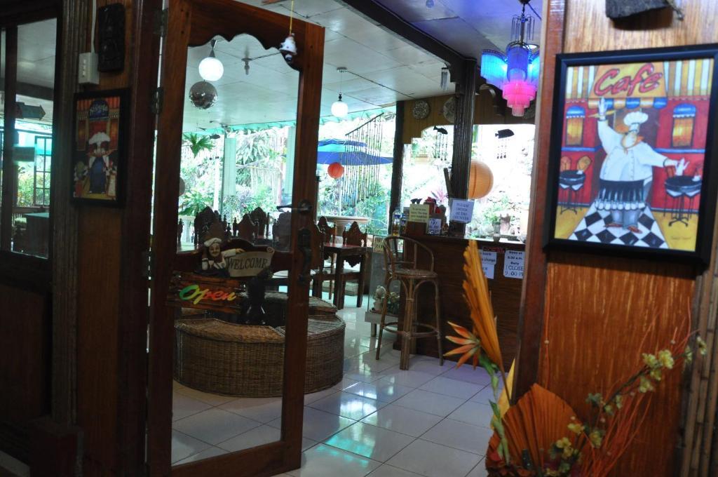 D'Lucky Garden Inn & Suites Tiniguiban Esterno foto
