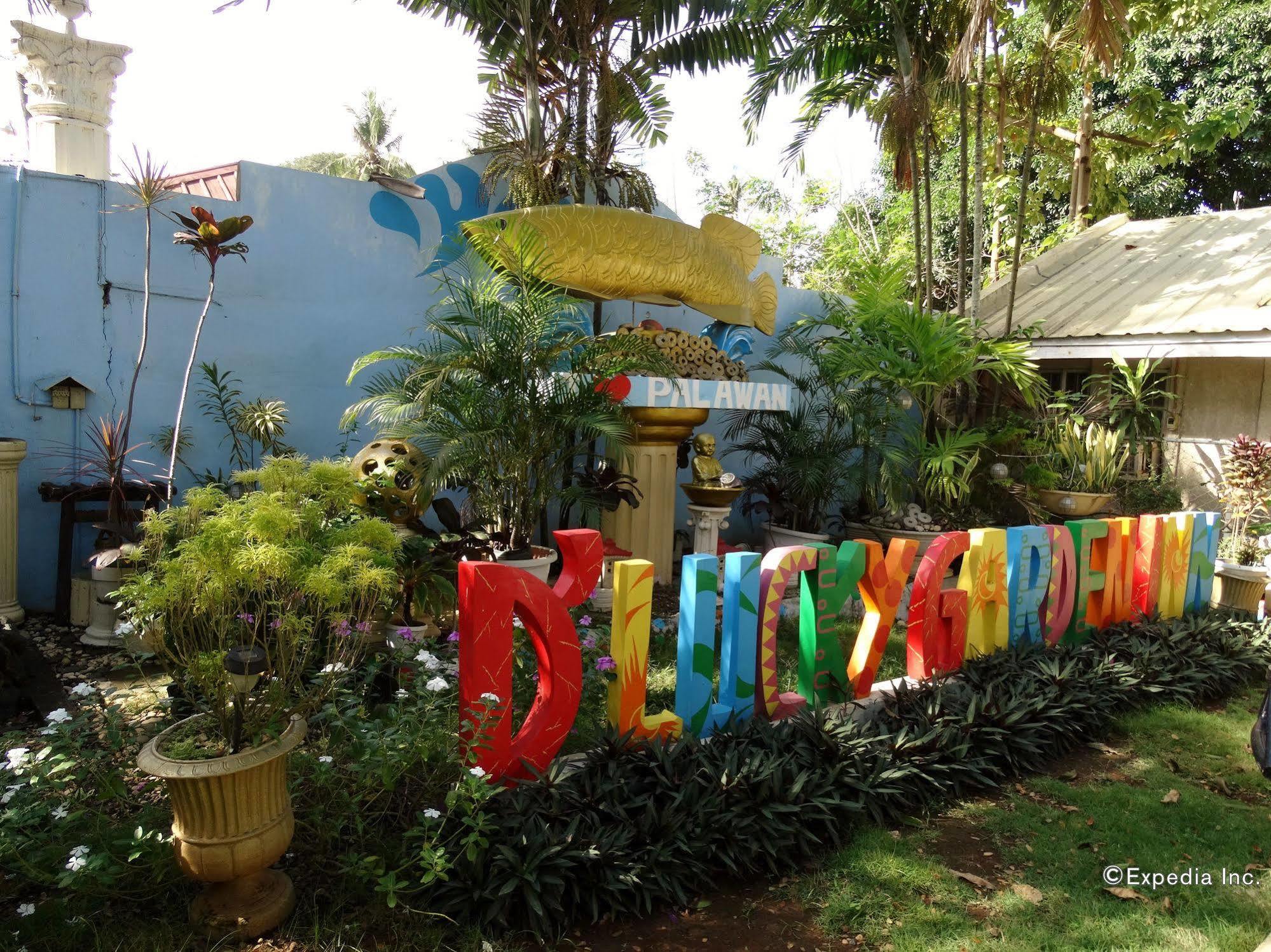 D'Lucky Garden Inn & Suites Tiniguiban Esterno foto